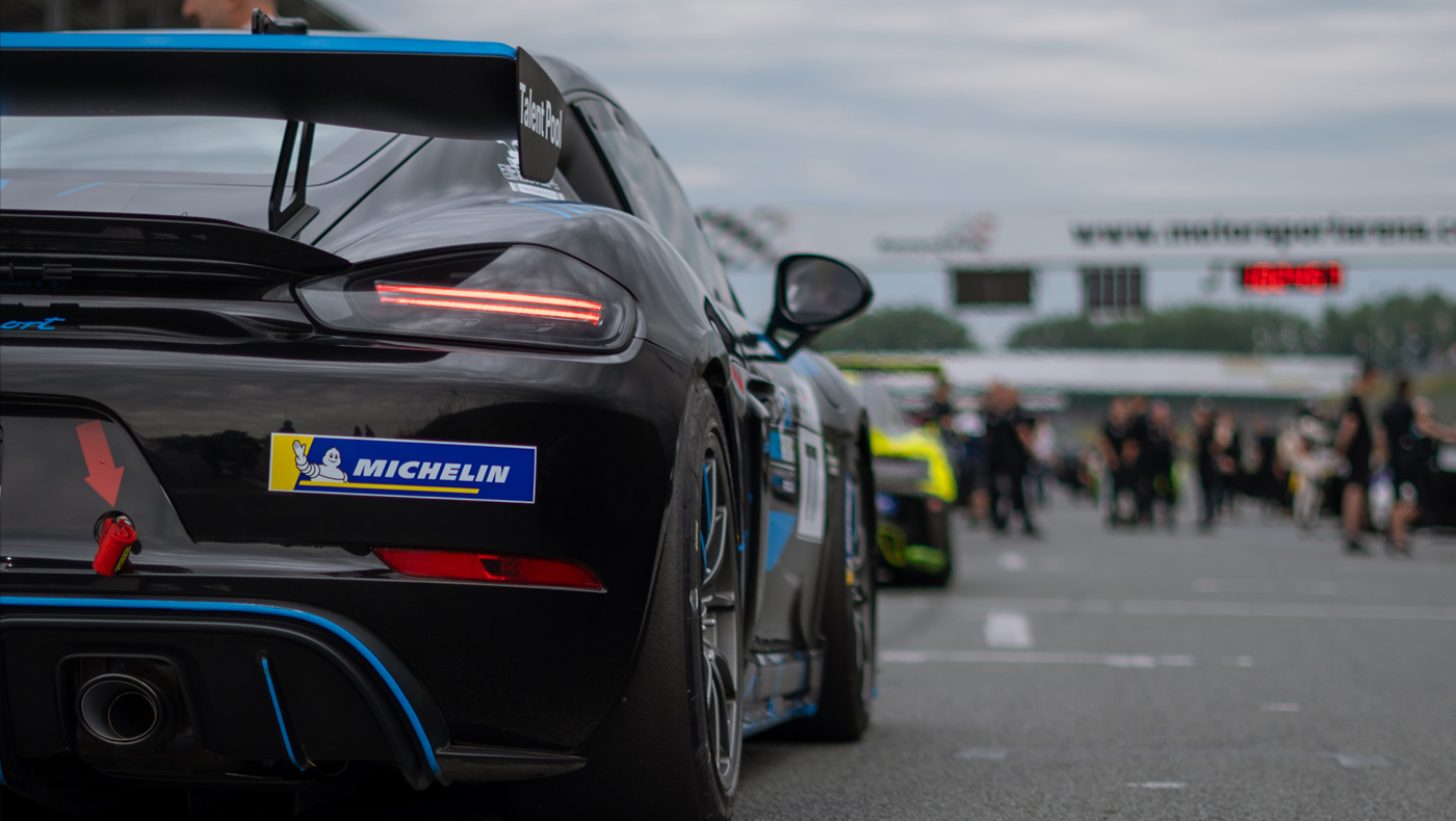 Nikos Racing