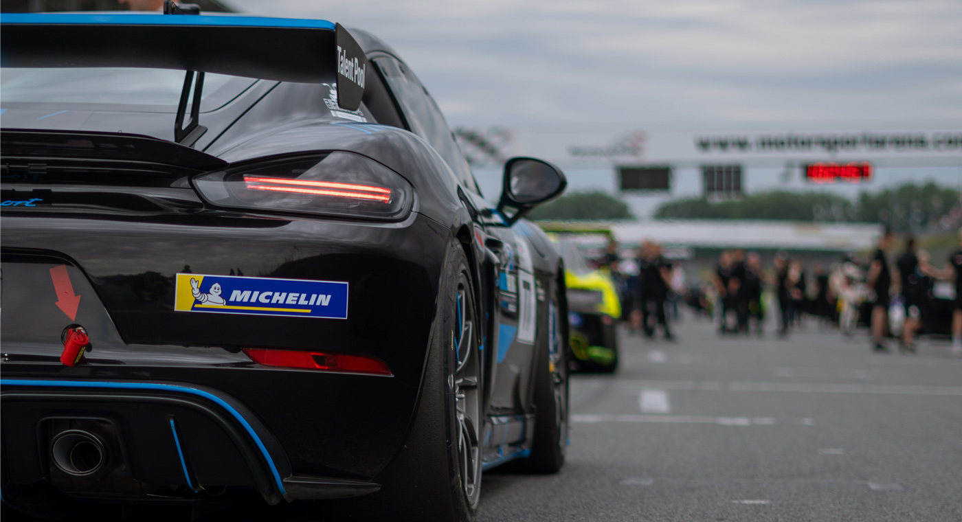 Nikos Racing